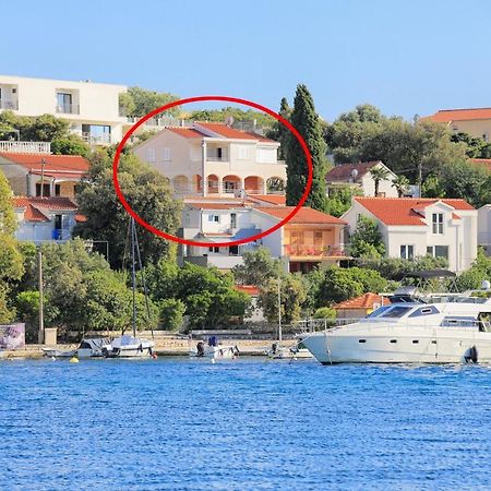 Apartments By The Sea Seget Vranjica, Trogir - 13771 ภายนอก รูปภาพ