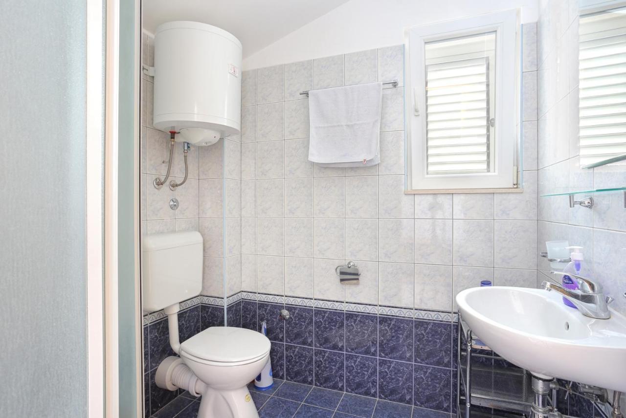 Apartments By The Sea Seget Vranjica, Trogir - 13771 ภายนอก รูปภาพ