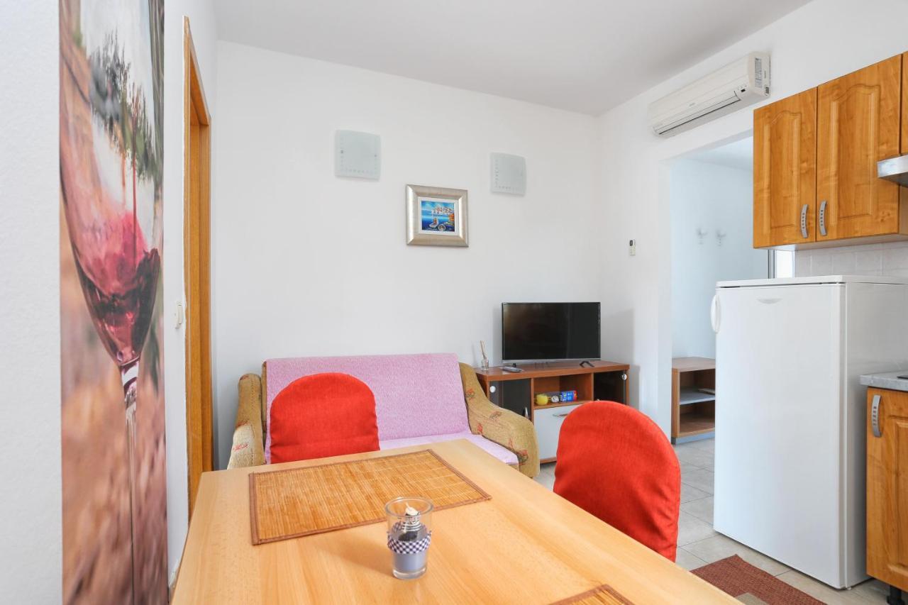 Apartments By The Sea Seget Vranjica, Trogir - 13771 ภายนอก รูปภาพ