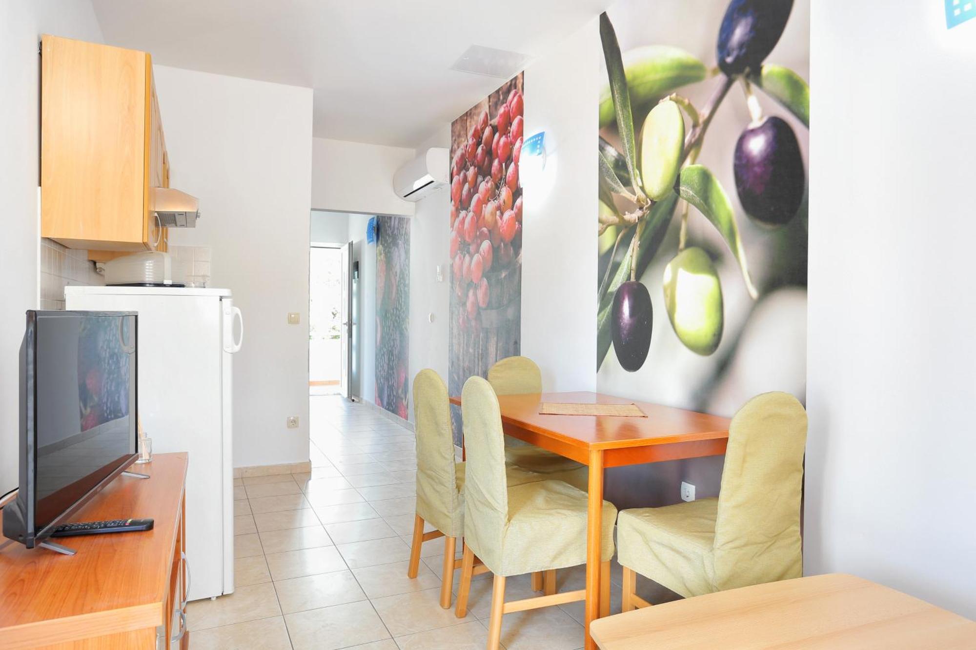 Apartments By The Sea Seget Vranjica, Trogir - 13771 ห้อง รูปภาพ