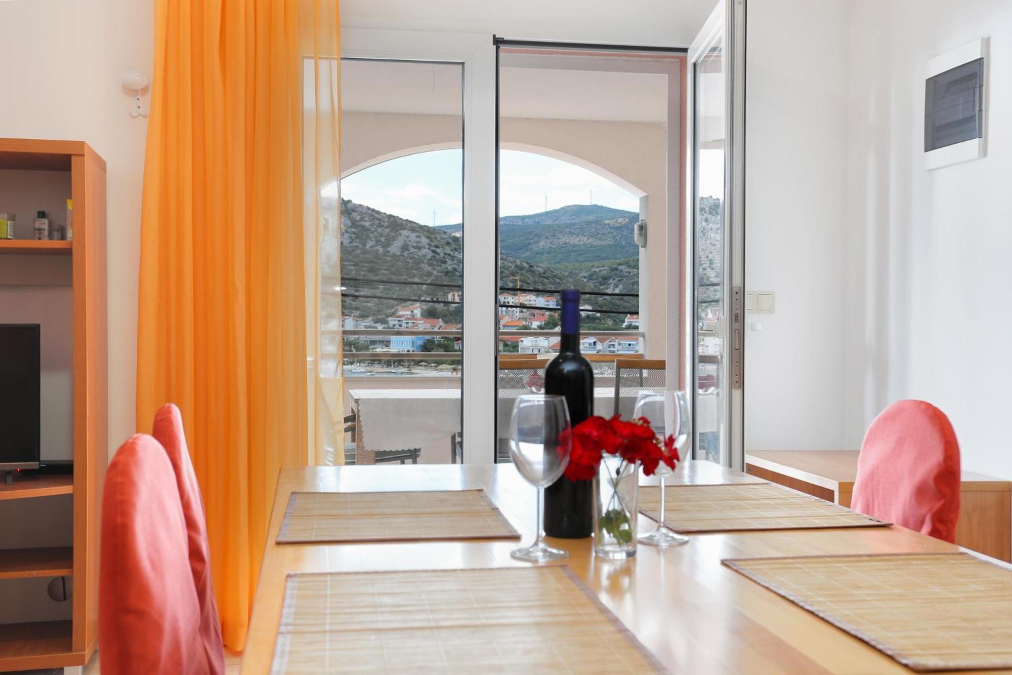 Apartments By The Sea Seget Vranjica, Trogir - 13771 ห้อง รูปภาพ